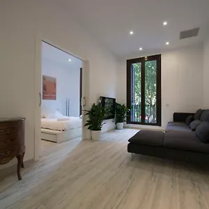 Apartamento Roger De Lluria Design