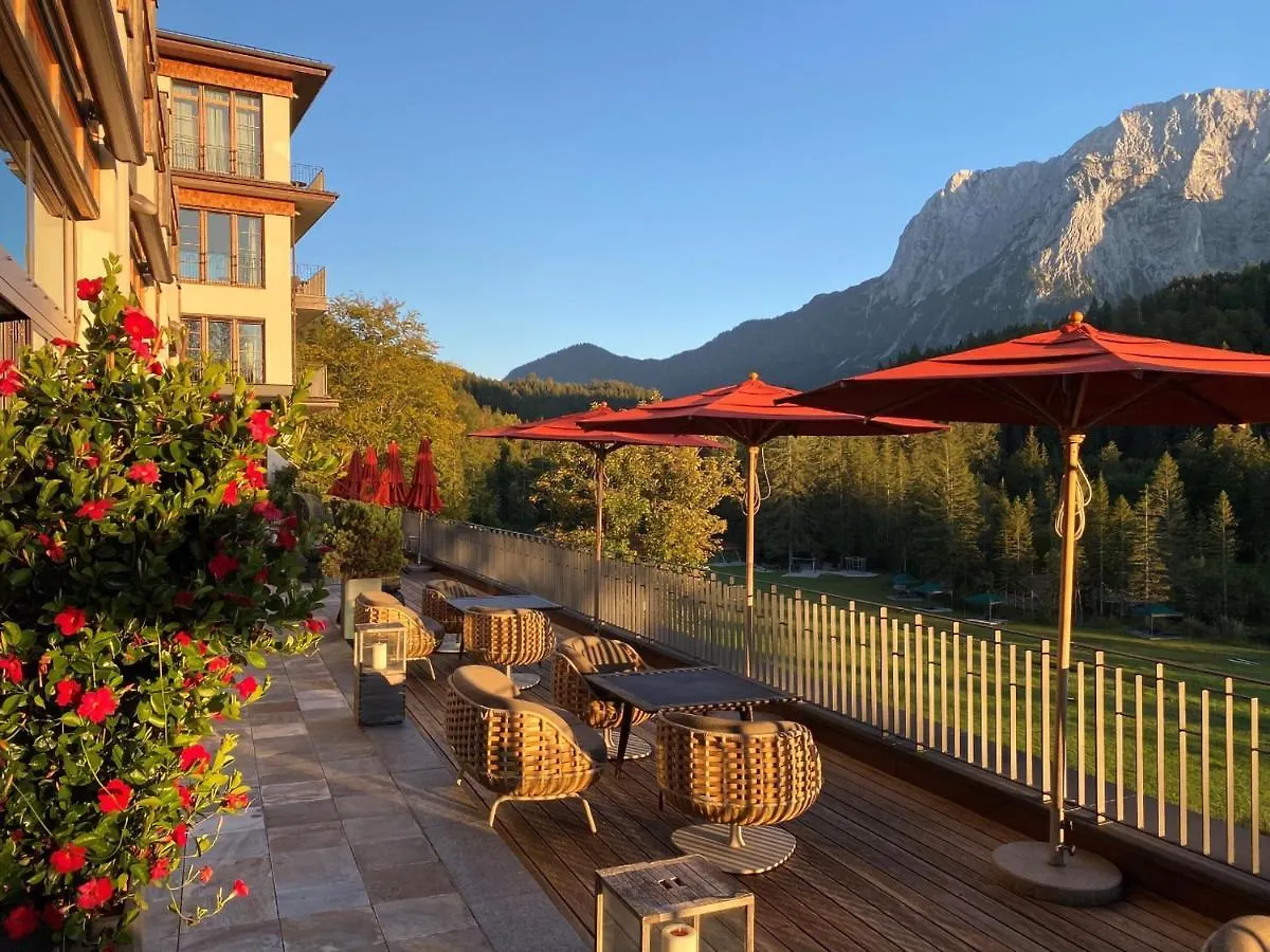 ***** Hotel Schloss Elmau Luxury Spa Retreat & Cultural Hideaway Alemania